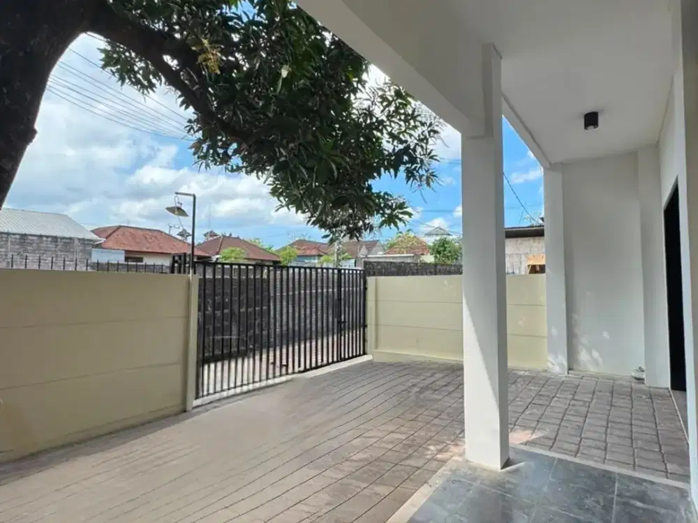 Rumah 3 Lantai 6 Kamar Kerobokan Canggu Badung  Rumah
