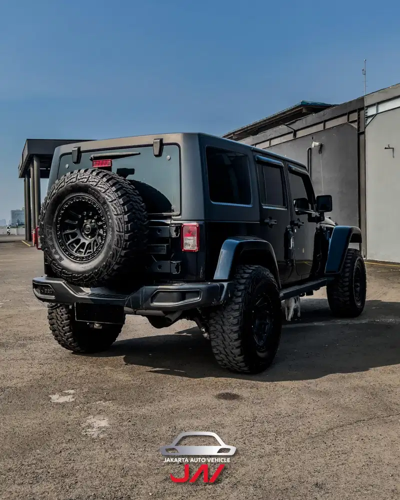 JEEP WRANGLER RUBICON SPORT 4 DOOR 2015 / LIKE NEW / MINT CONDITION