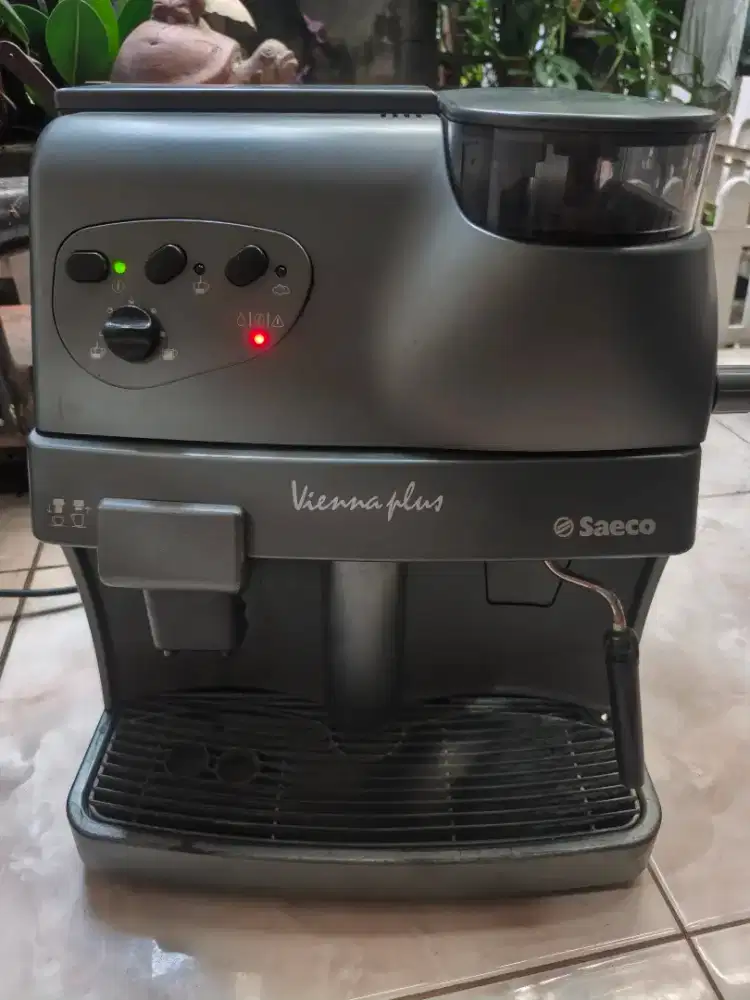 Mesin Kopi Merk Saeco