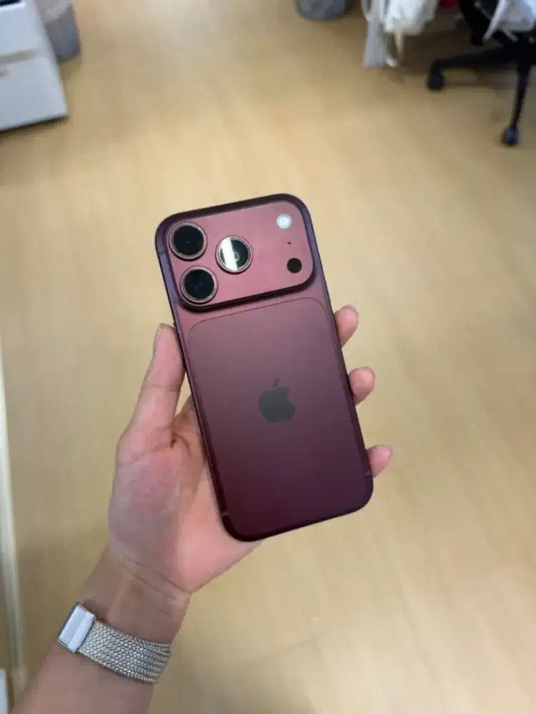 Free 1X Cicilan BURGUNDY PRE ORDER IPHONE 18 PRO MAX 256, 512, 1TB