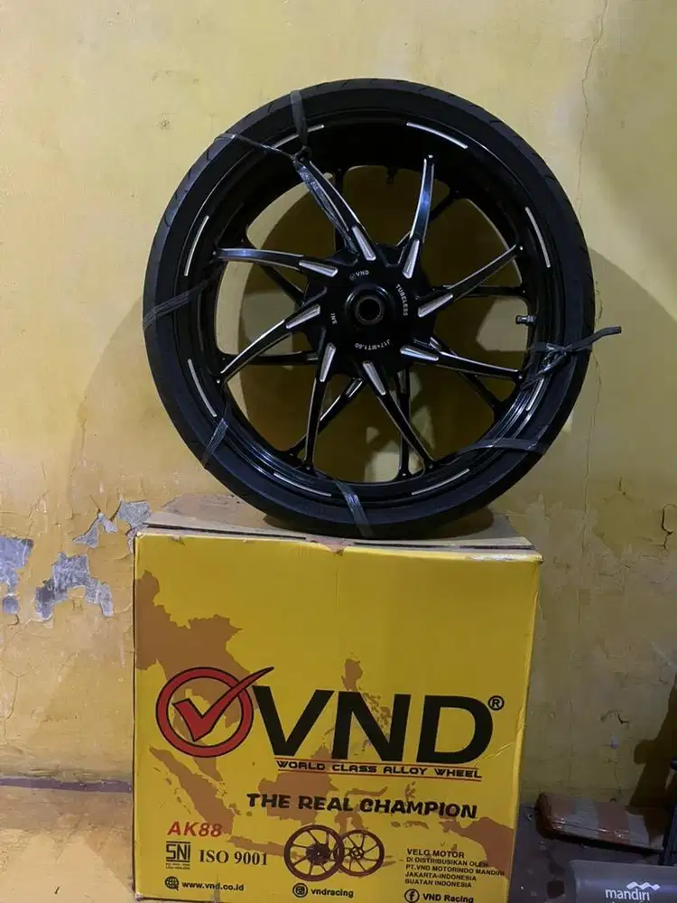 jual velg motor aerox new 155 AK 88 ring 17 +ban