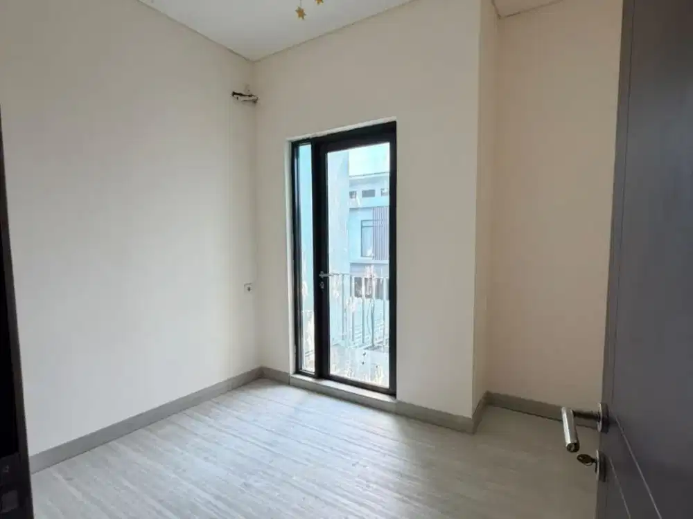 Dijual Rumah 2 Lantai Lebar 6 Cluster Shinano, Jakarta Grden City, Cakung, Jakarta Timur, 011