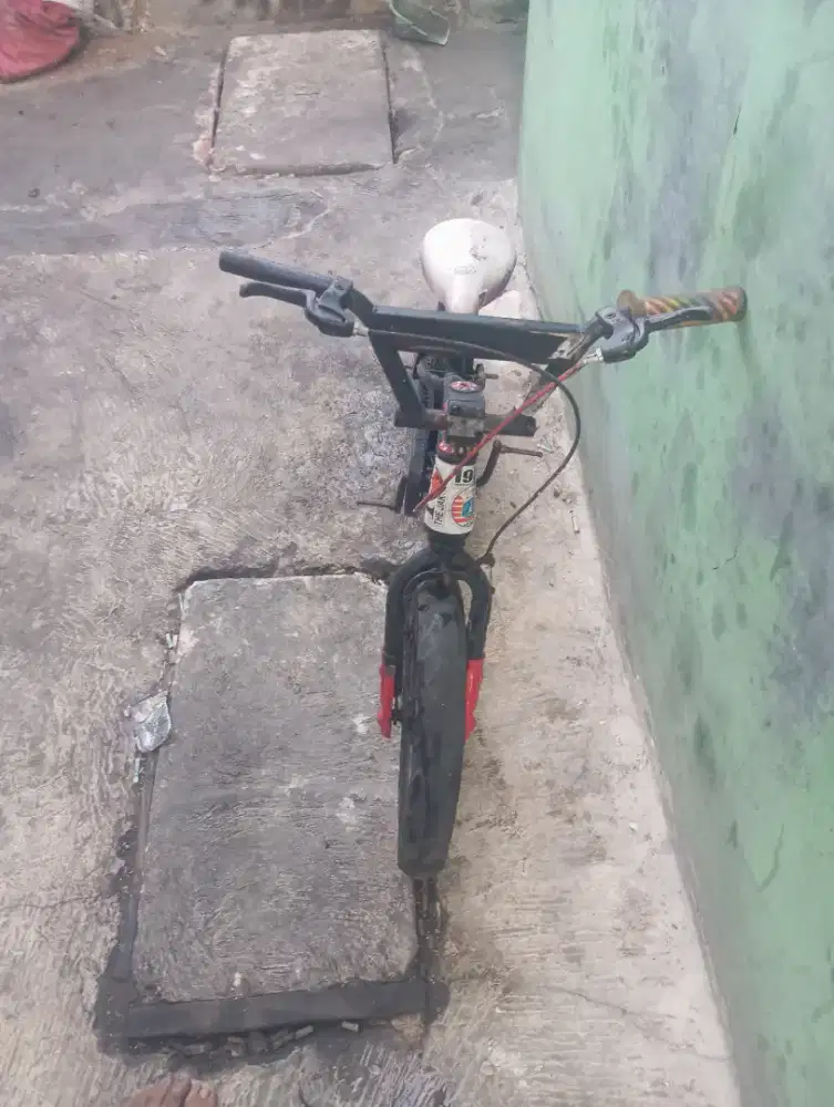 Di jual sepeda BMX anak merek Atlantis