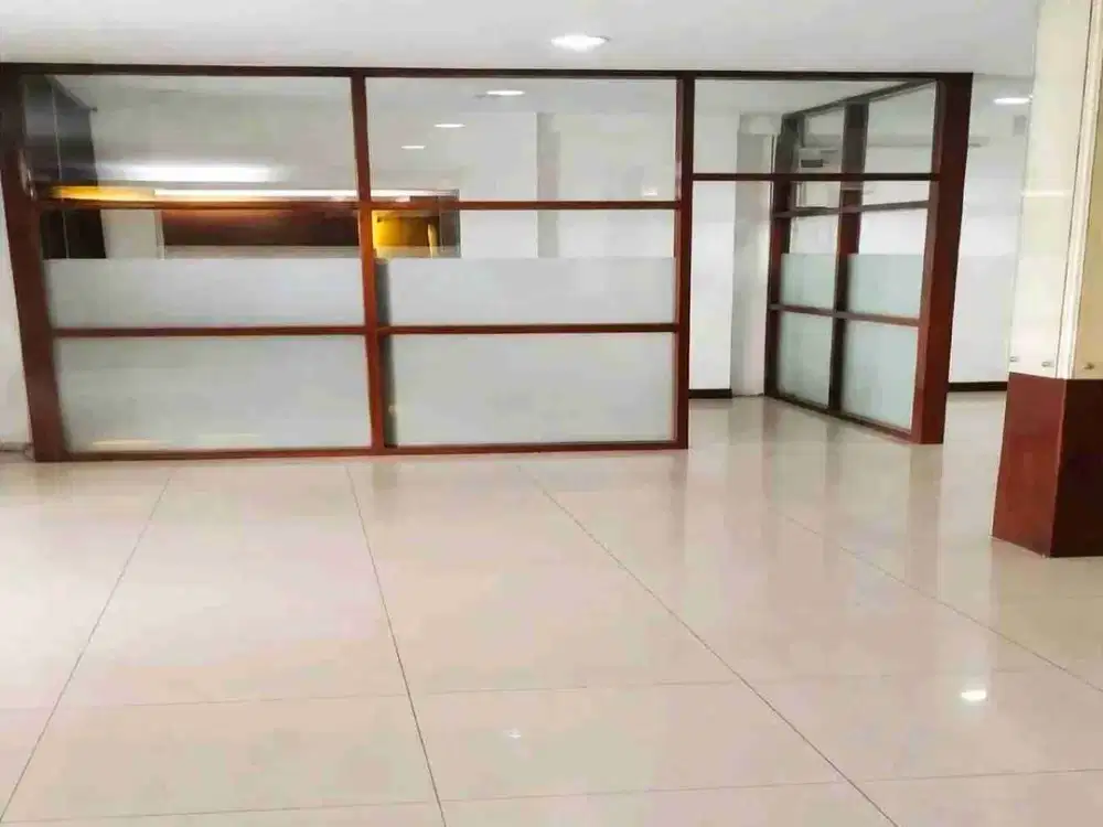 Dijual Ruko Gandeng Strategis Bagus di Kelapa Gading