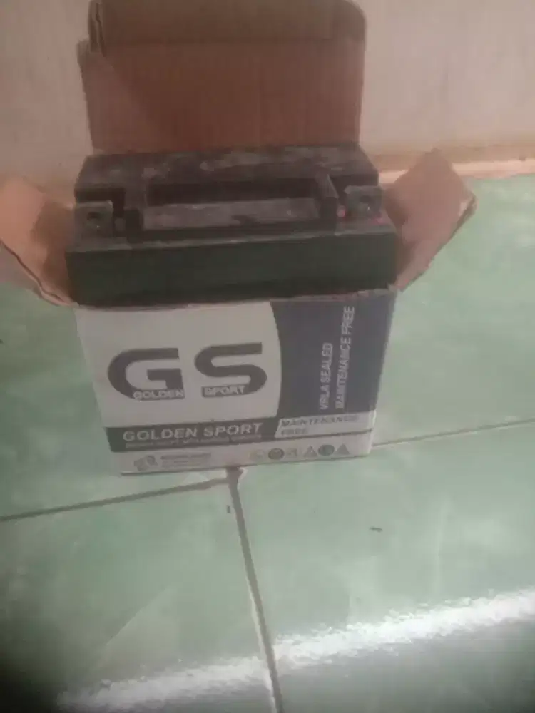 Aki motor bekas