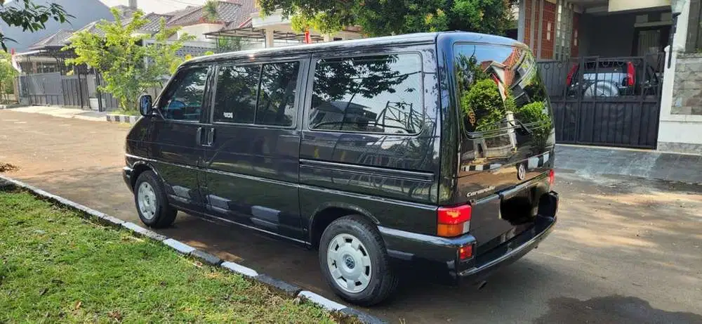 Volkswagen Caravelle 2000 Bensin
