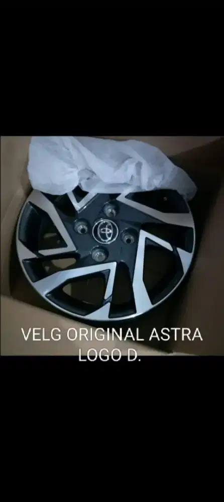 Velg Veloz facelift original  r15