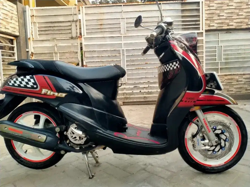 Yamaha Fino pajak hidup lengkap motor sehat keterangan detail dibawah