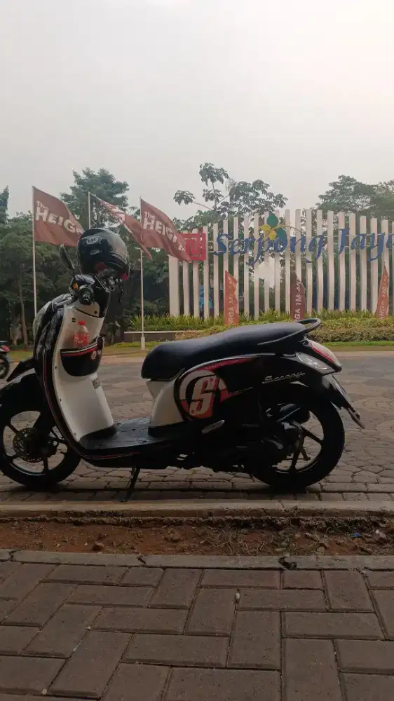 Honda Scoopy fi idling stop 2015