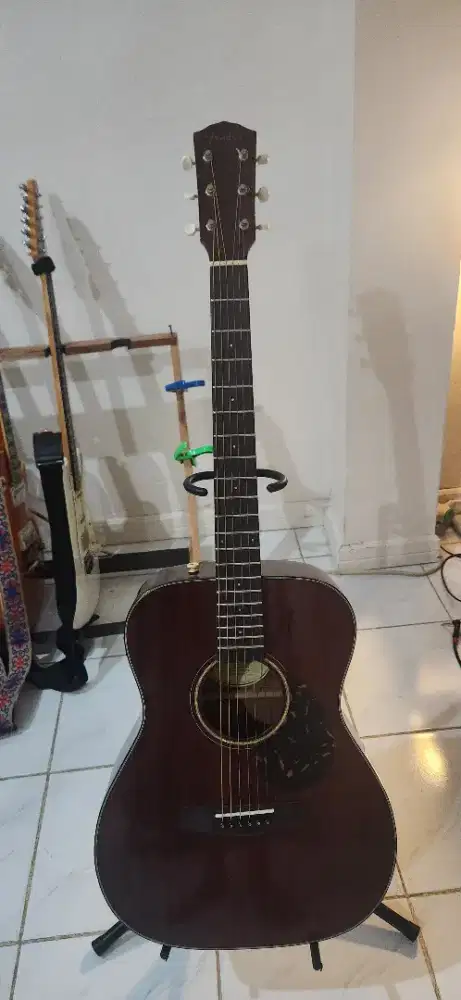 Gitar akustik fender CC 60S all mahogani