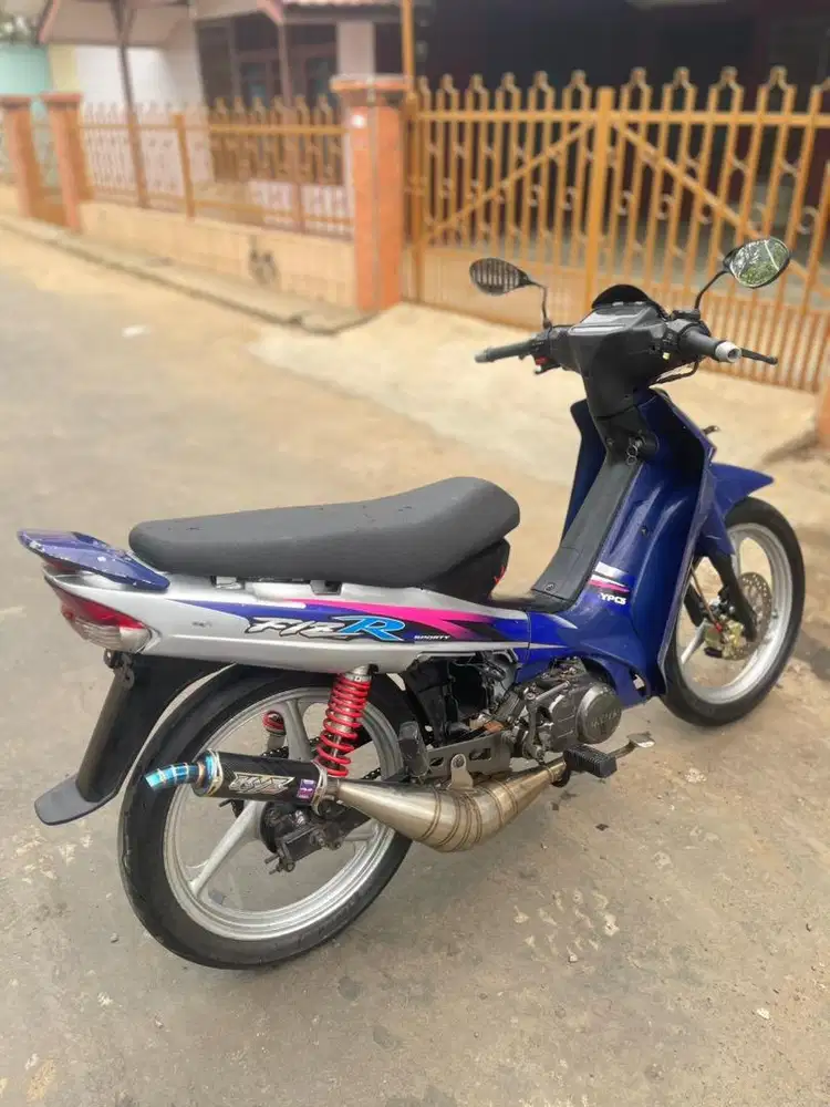yamaha f1zr 1997