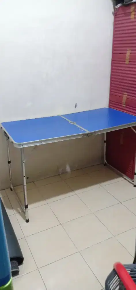 Meja Lipat Portable (Biru)