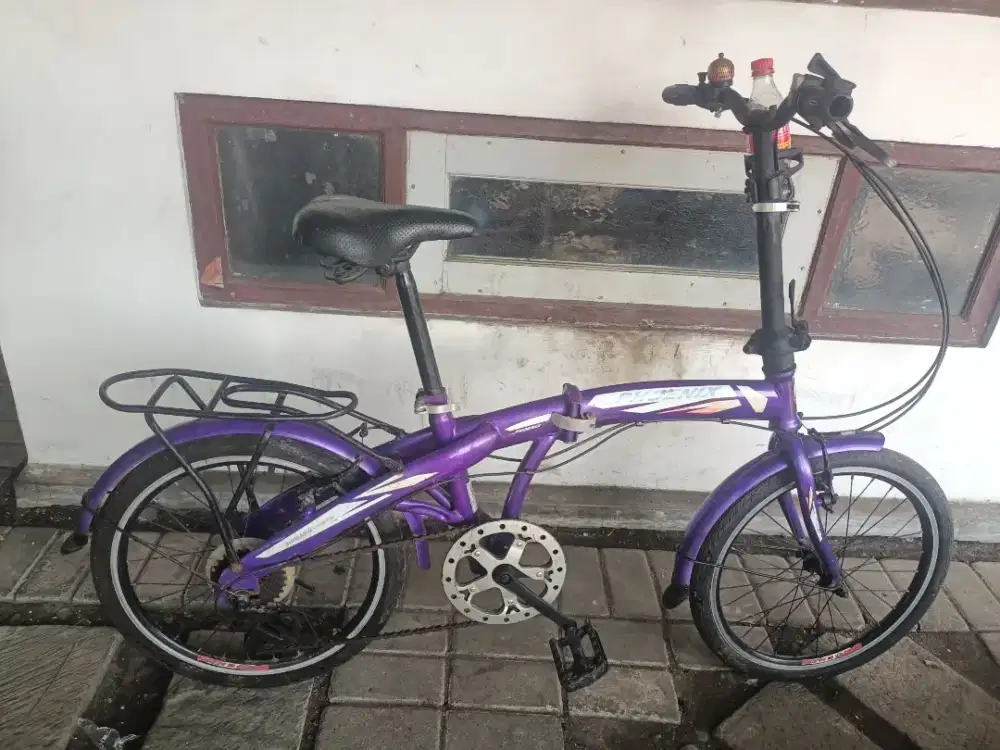 Sepeda lipat uk20 Phoenix kondisi 90persen dr baru