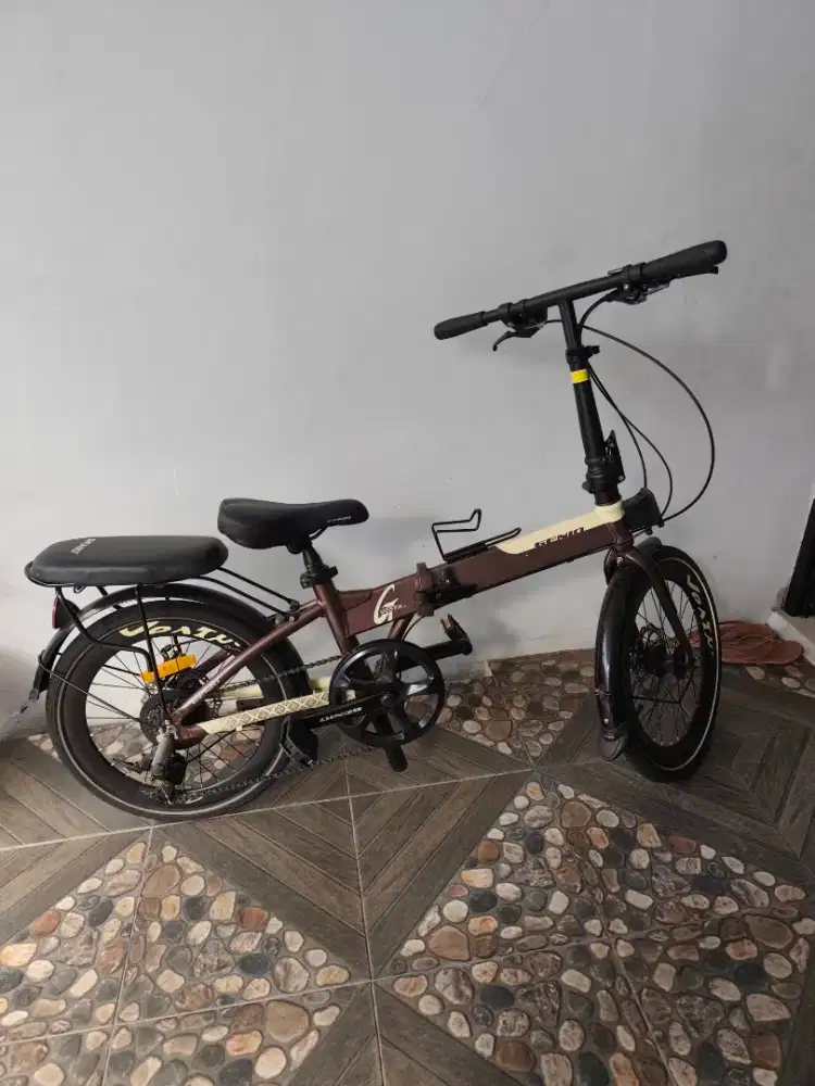 Sepeda Lipat Genio Vesta 1.0 20 Inch Folding Bike Black Silver
