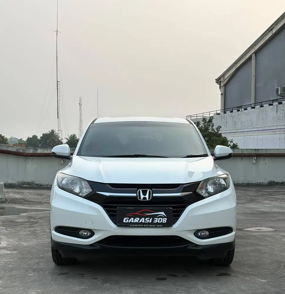 Honda HRV 1.5 E CVT AT 2018 Putih