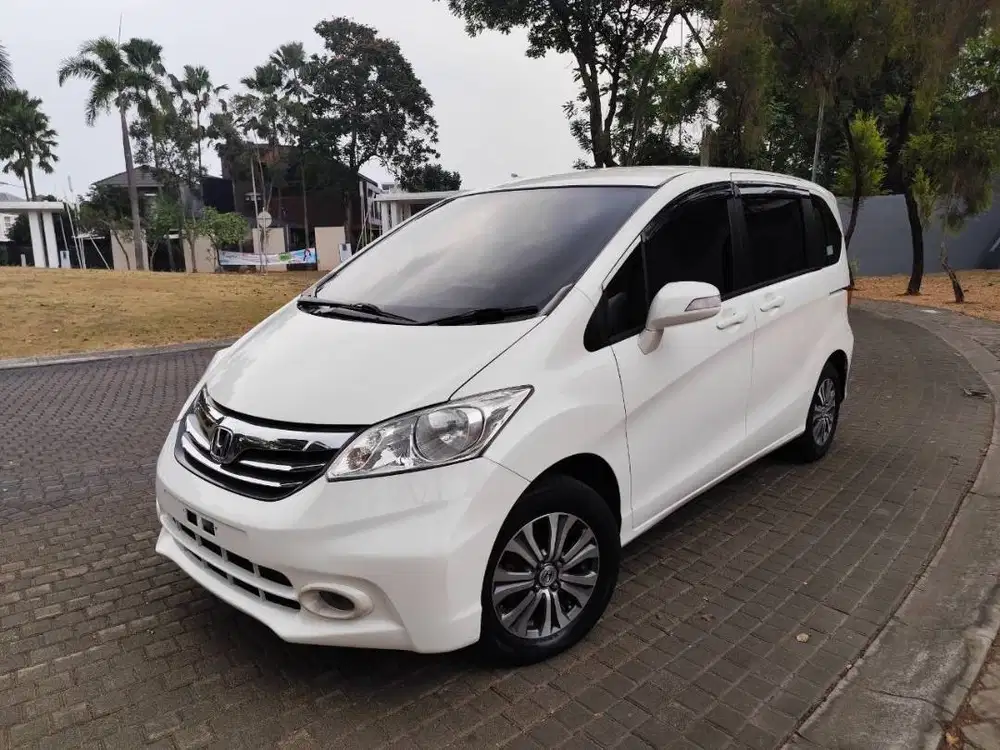 Mint! Honda Freed E PSD AT 2012 facelift 2013 non S SD