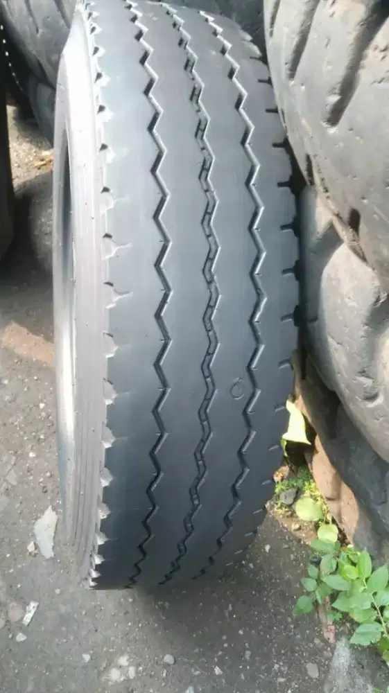 Di jual ban bekas kawat 750-16