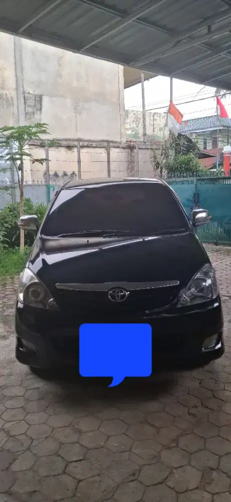 Toyota innova 2011 diesel 2.5 G black edition bonus gps