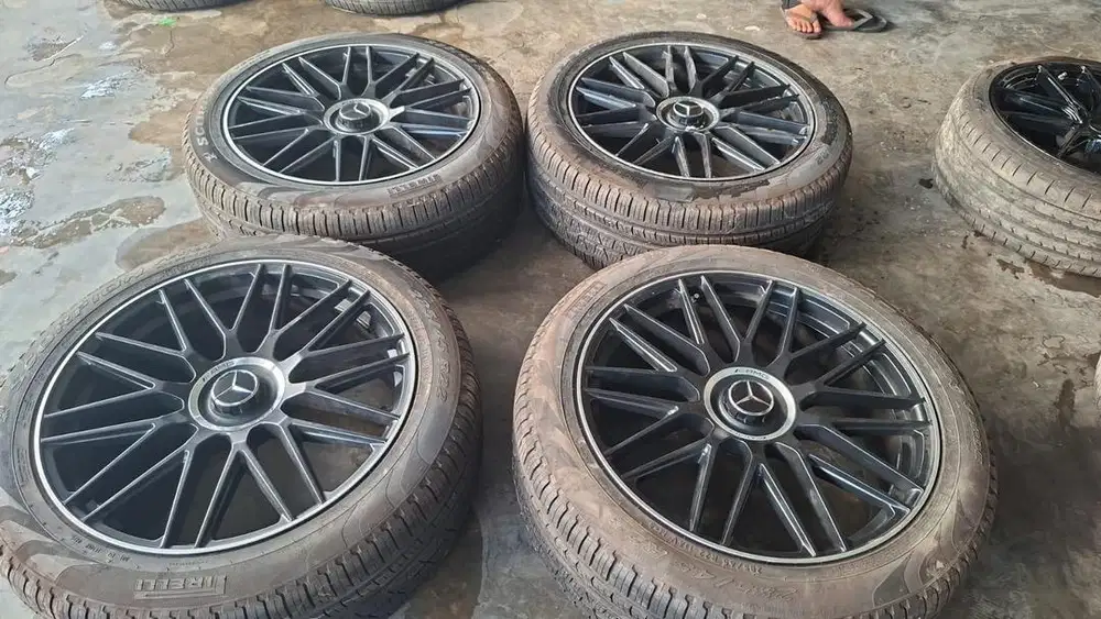 Velg Mercy AMG Spoker R22 Ring 22 gle450 glc300 glc200 gls450 gls400