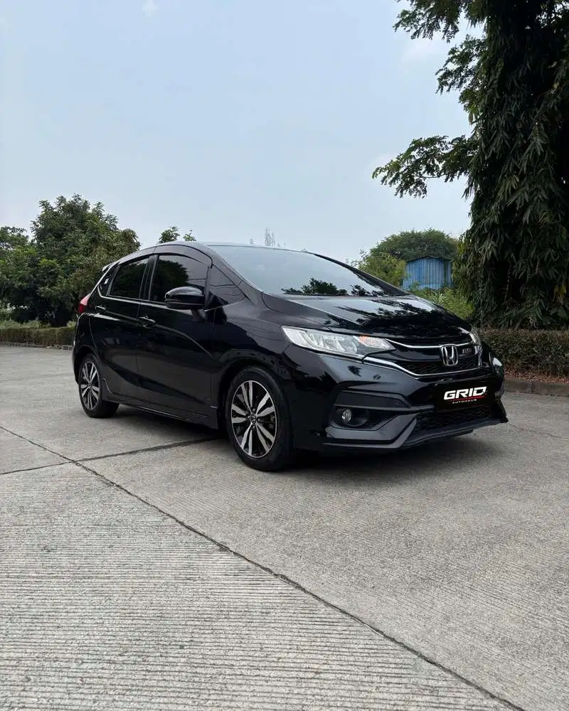 HONDA JAZZ RS GK5 2019 MATIC AT CVT