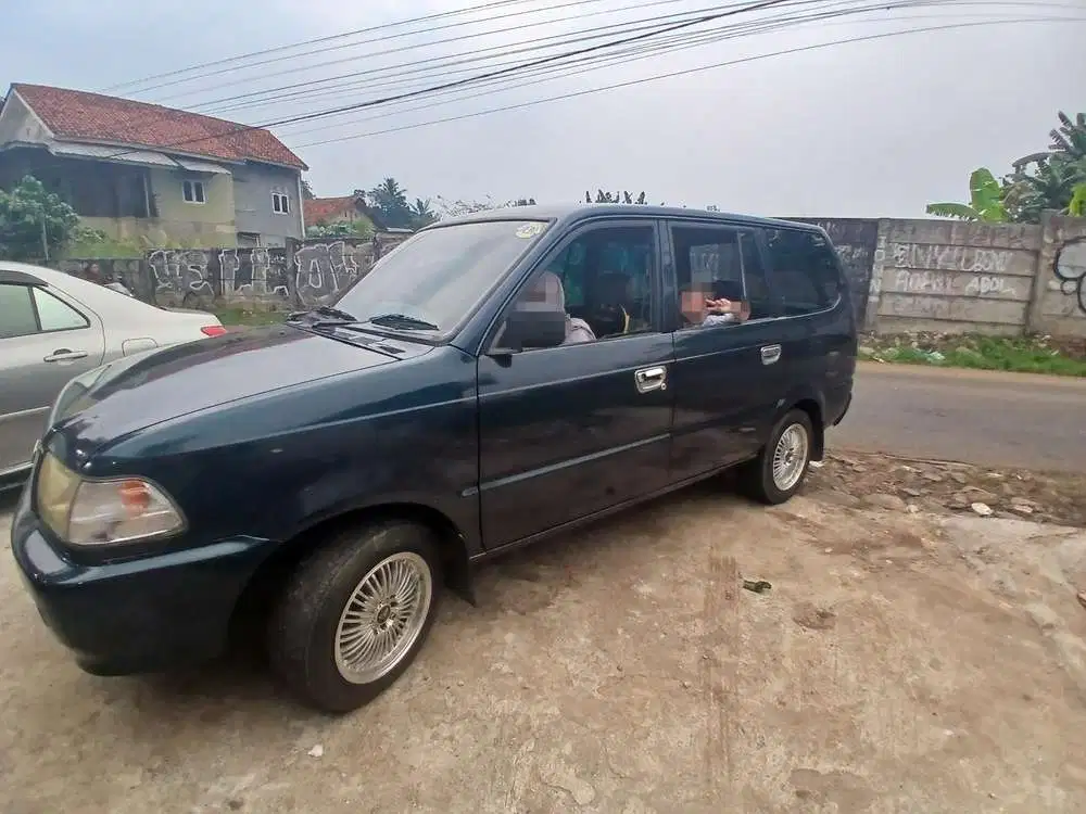 Toyota Kijang 2001 Bensin