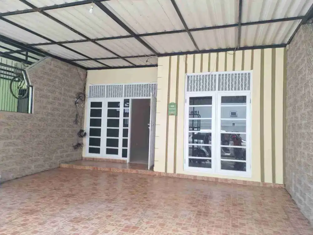 DISEWAKAN RUMAH CITRA 3