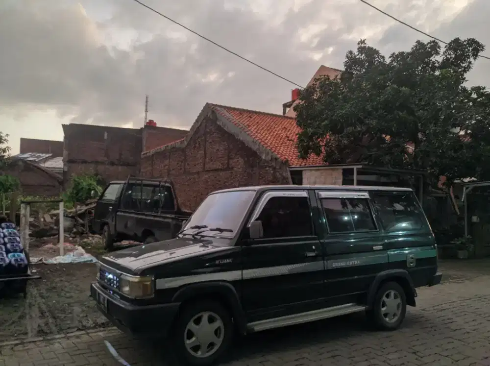 Kijang 1995 Istimewa