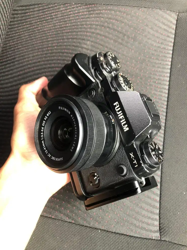 Kamera fujifilm X-T1 lensa kit 15-45