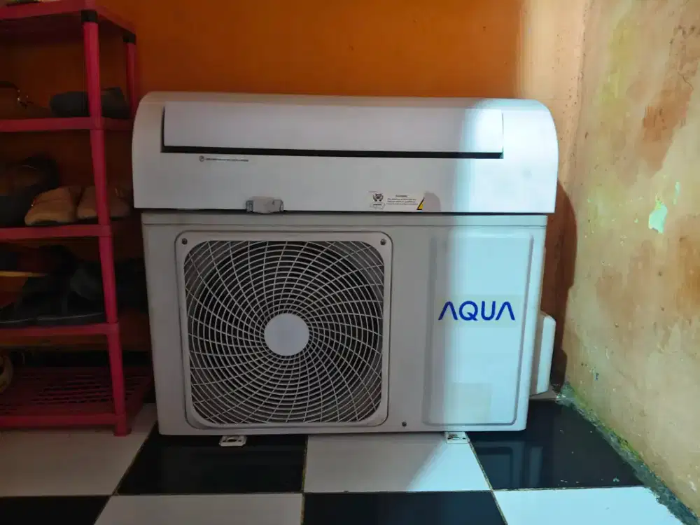AC AQUA ½ PK WARNA PUTIH GRESS