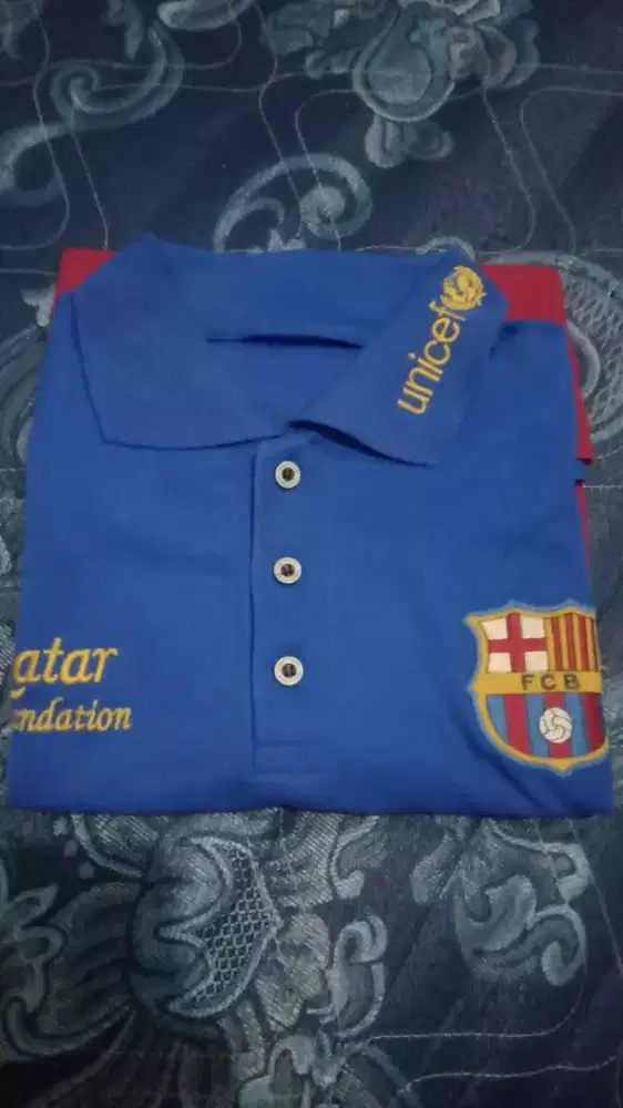 Jual baju FC Barcelona minus lobang kecil
