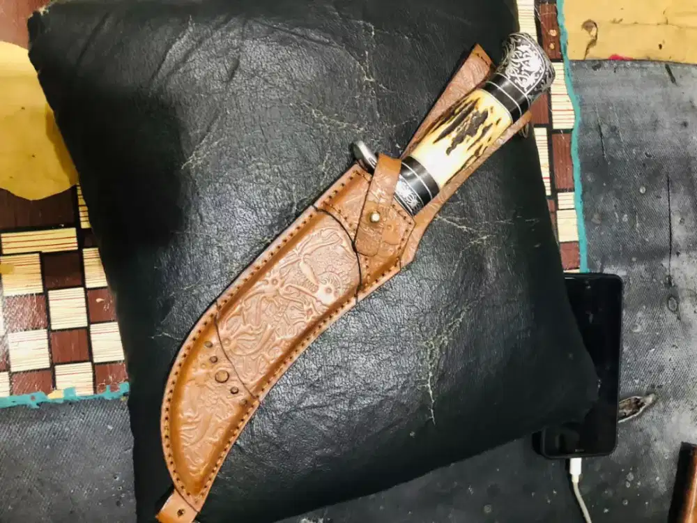 Damascus Bowie hunting knife