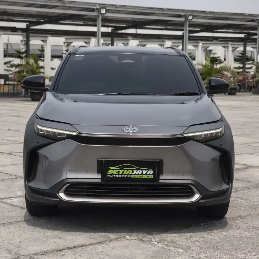 Toyota BZ4X Listrik matic 2023