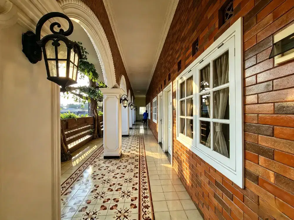 RUMAH MODEL BELANDA IKONIK KLOJEN MALANG