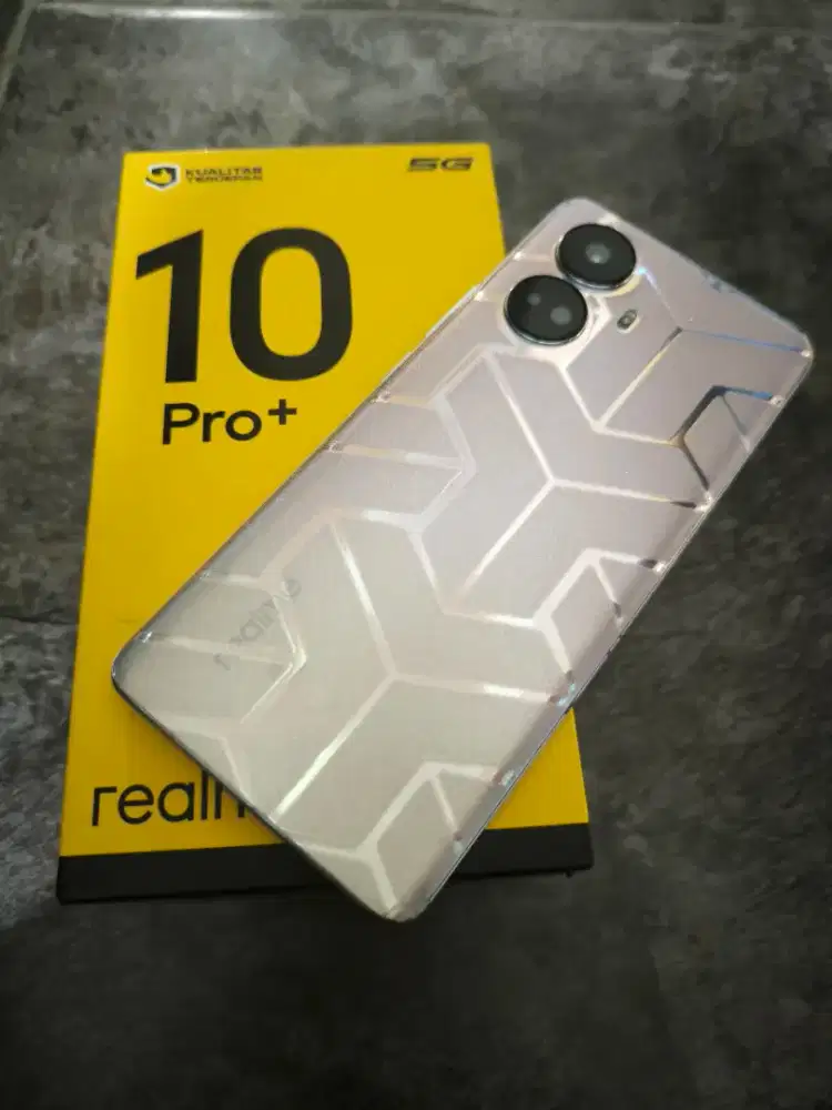Realme 10 pro plus 5G 8/128