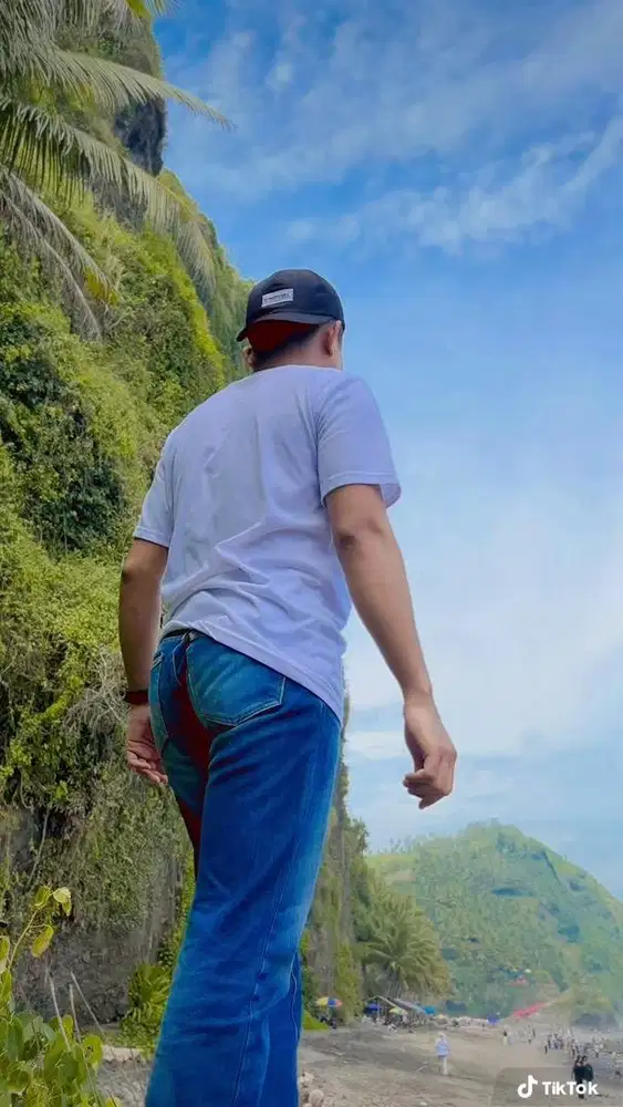 saya sedang mencari lowongan pekerjaan