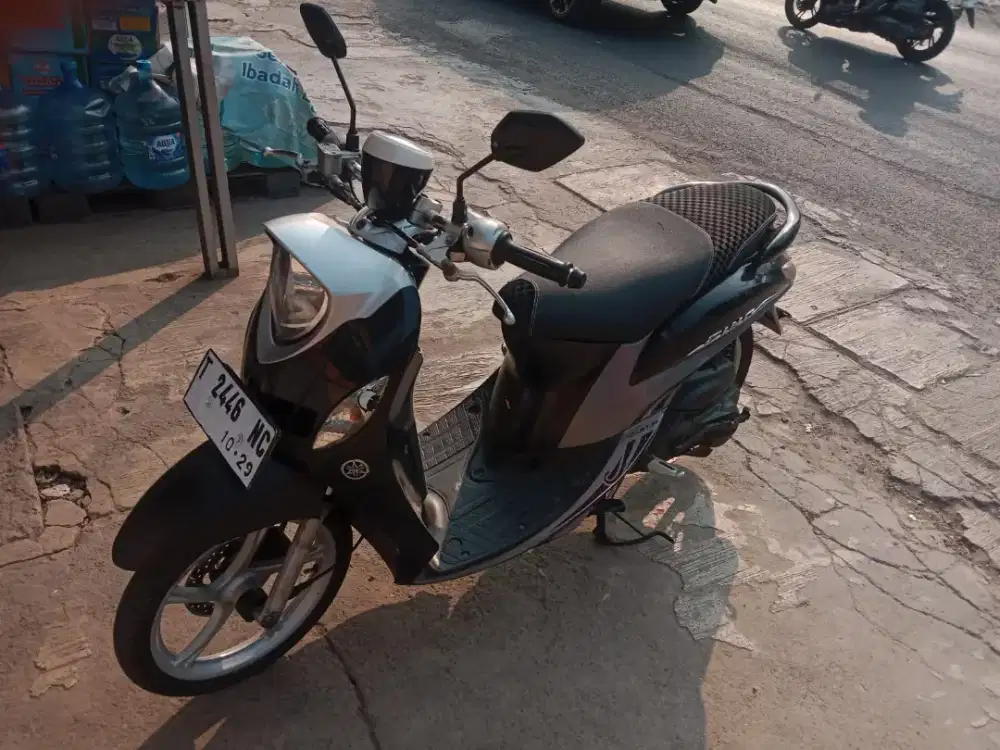 Yamaha fino 2015 premium