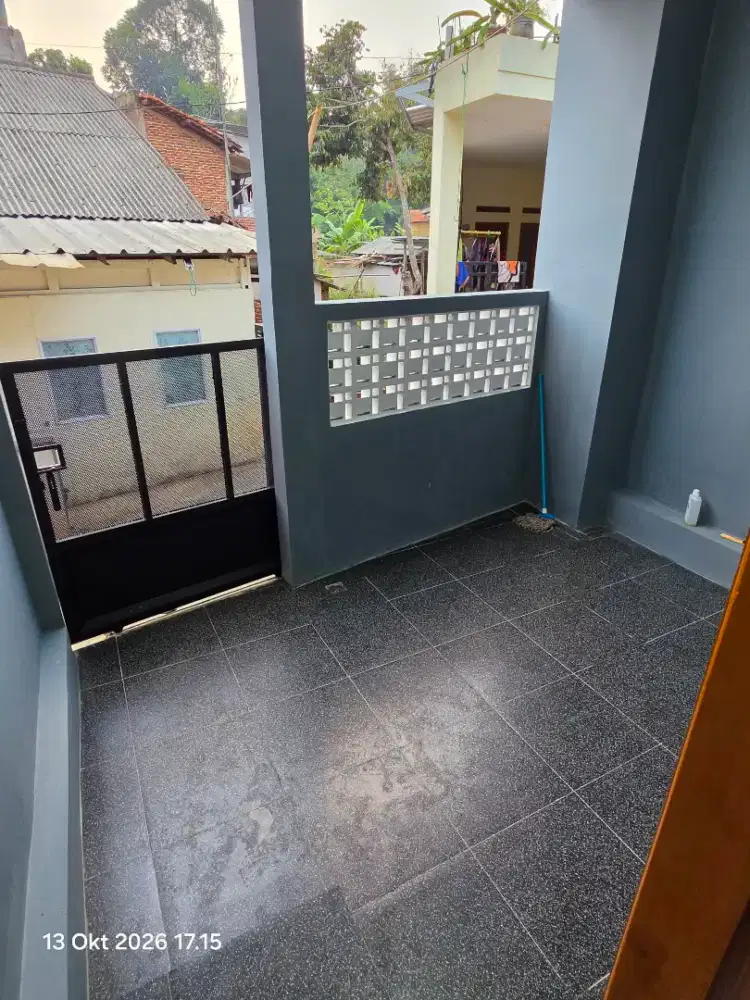 Di Kontrakan Rumah Baru 2 Kamar