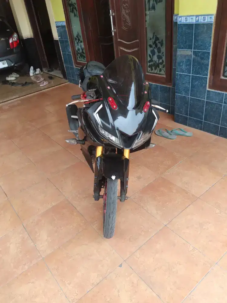 Yamaha r15 v3 2018