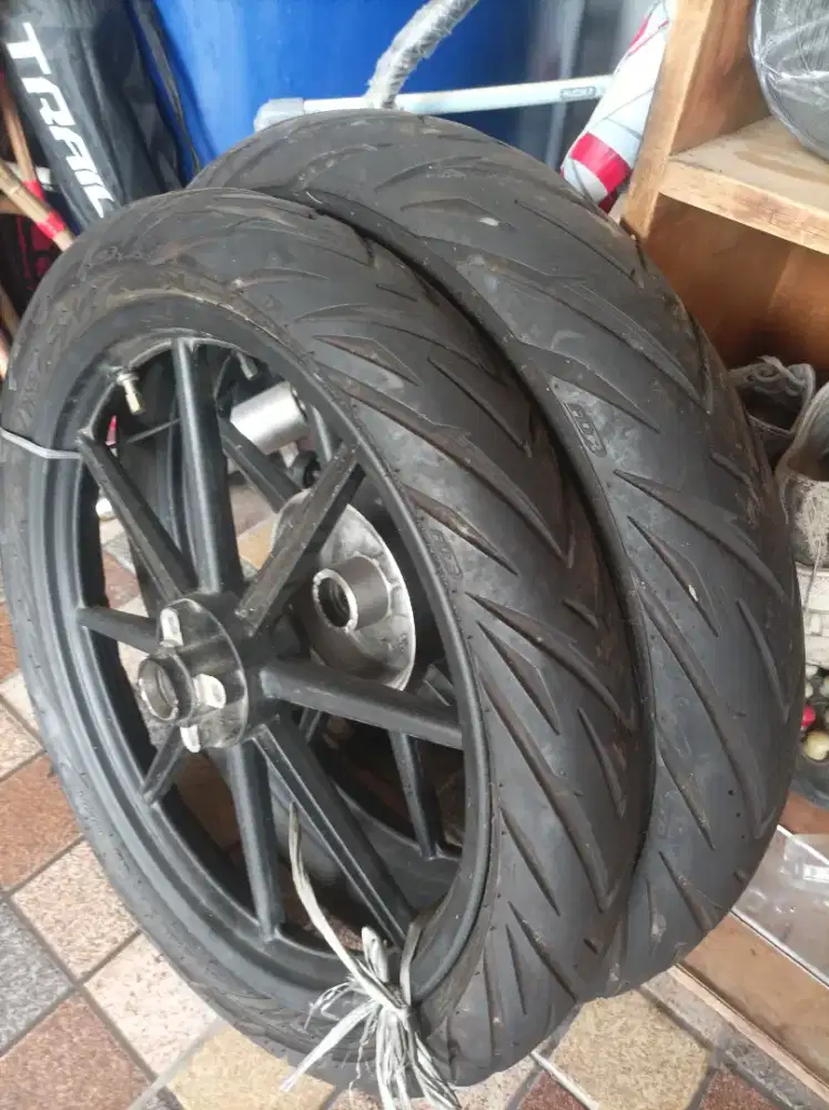 Velg Racing Merk VRossi R17