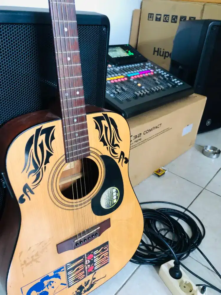 Cort gitar Dimaharin aj