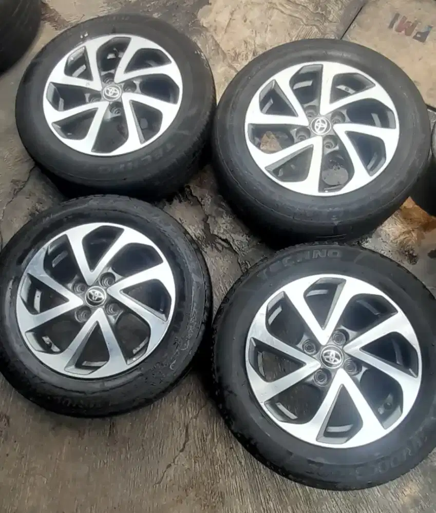 Velg toyota agya trd