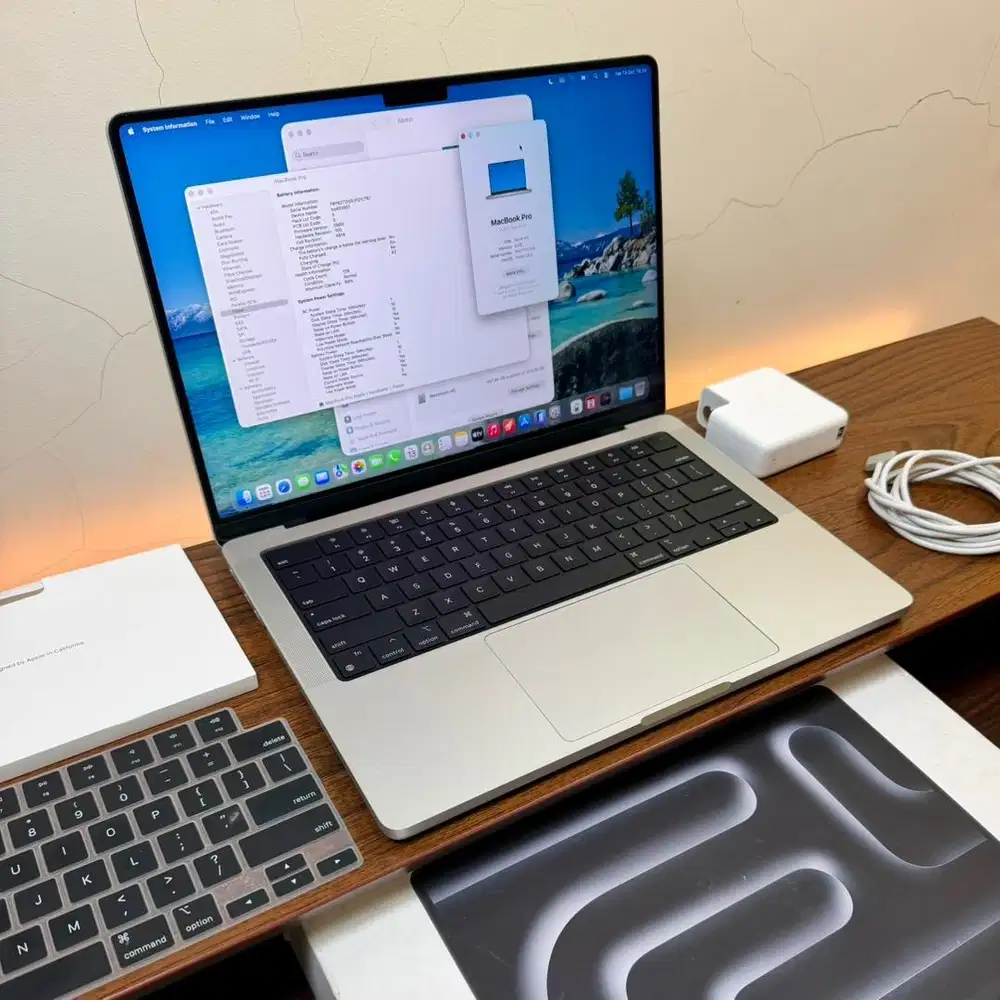 MacBook Pro 14 inch M3 Original likenew fullset