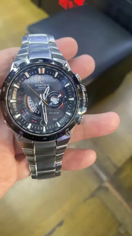 CASIO EDIFAlCE A-1000 TOUGH SOLAR mulus Normal Semua Baru masih mahal