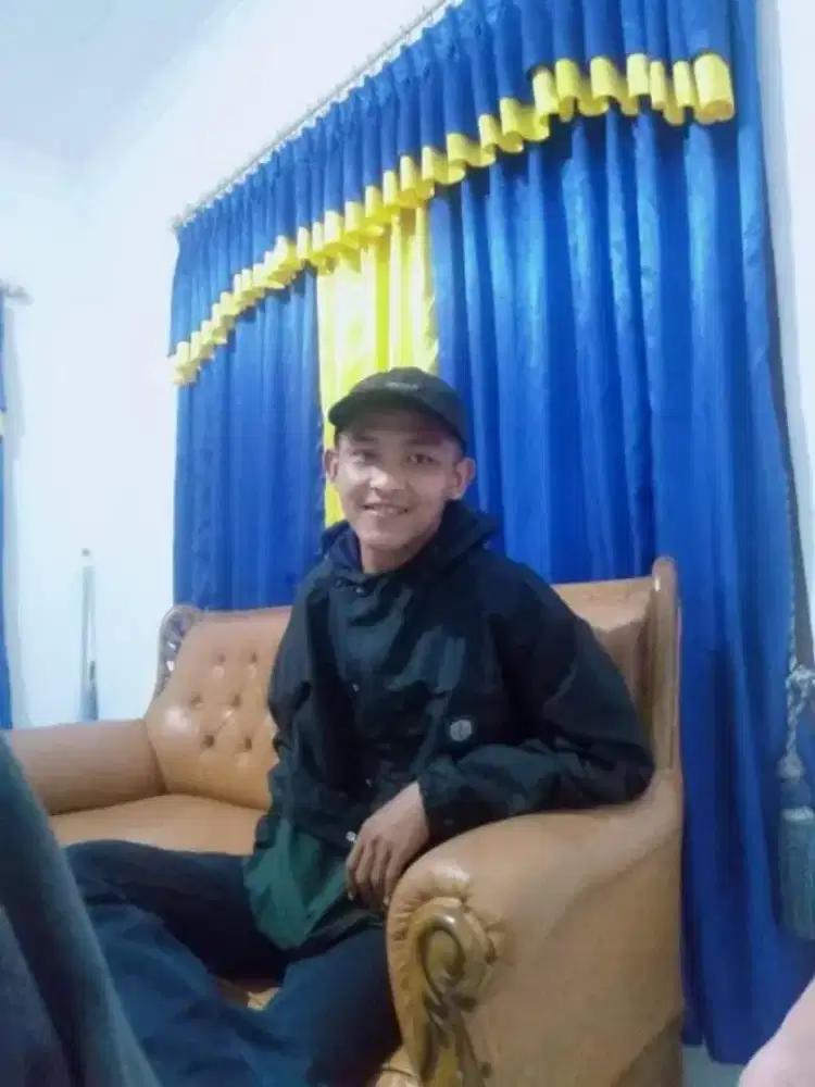 Mencari lowongan office boy