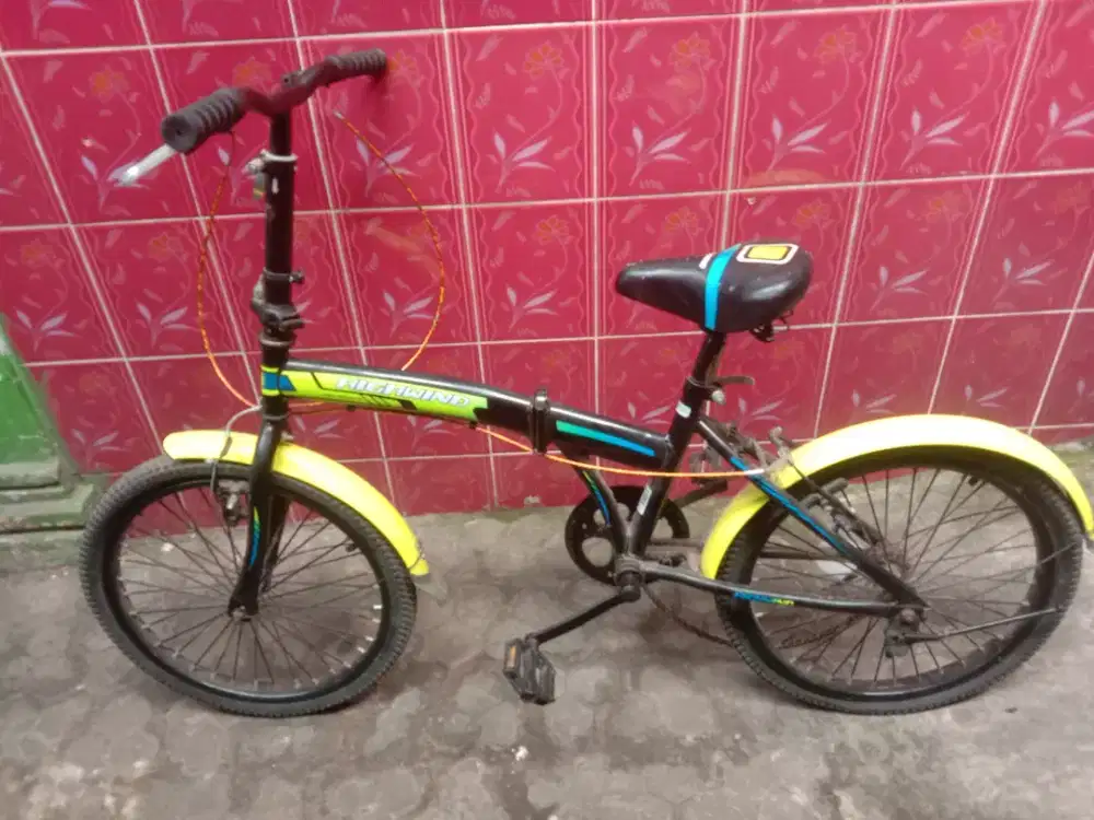 Sepeda Lipat Highwind 20