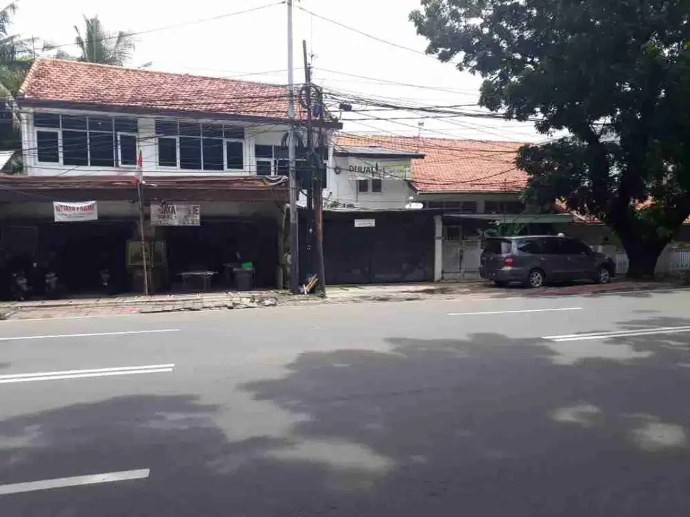 Dijual Cepat Rumah Cocok Buat Usaha di jalan Wijaya Kebayoran Baru Jakarta Selatan