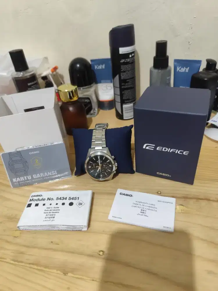 Jam Tangan Casio Edifice WR100M BNIB