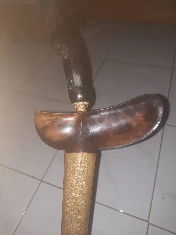 Dijual keris sepuh kantar