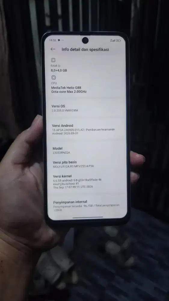 Redmi 12 ram 8+4/128gb