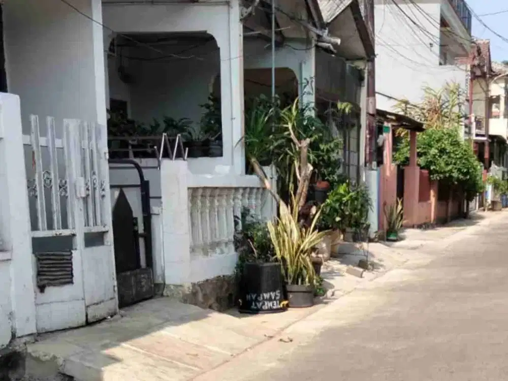 Jual cepat Rumah Dekat Stasiun Perumnas Klender Jakarta Timur